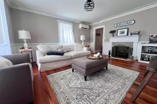 18 E Loudoun St, Round Hill, VA 20141 - Photo 9