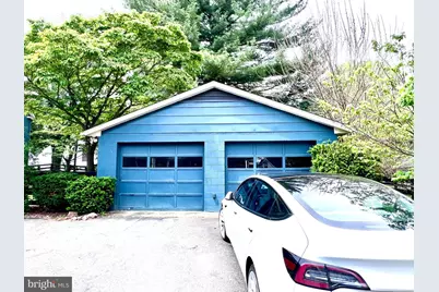 18 E Loudoun Street, Round Hill, VA 20141 - Photo 3