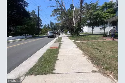 18 E Loudoun Street, Round Hill, VA 20141 - Photo 3