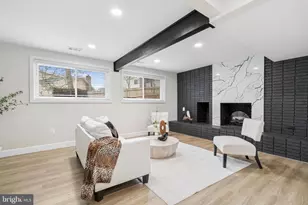 218 Penny Ln, Sterling, VA 20164 - Photo 21