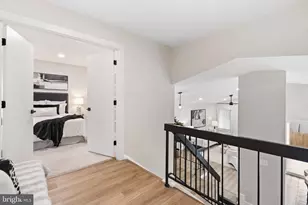 218 Penny Ln, Sterling, VA 20164 - Photo 13