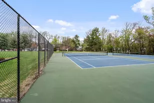 218 Penny Ln, Sterling, VA 20164 - Photo 35