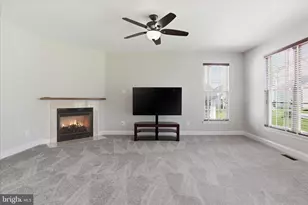 13572 Arcadian Dr, Leesburg, VA 20176 - Photo 15