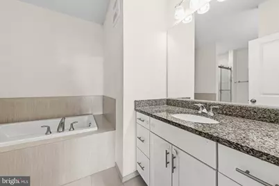 1400 Ribbon Limestone Terrace SE #E-201, Leesburg, VA 20175 - Photo 21