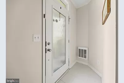 1400 Ribbon Limestone Terrace SE #E-201, Leesburg, VA 20175 - Photo 27