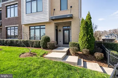 1400 Ribbon Limestone Terrace SE #E-201, Leesburg, VA 20175 - Photo 1