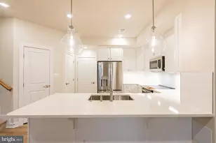 21835 Express Ter, Ashburn, VA 20147 - Photo 11