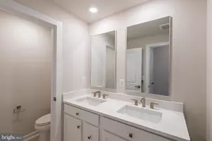 21835 Express Ter, Ashburn, VA 20147 - Photo 27