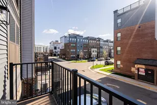 21835 Express Ter, Ashburn, VA 20147 - Photo 31