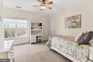 21379 Fairhunt Dr, Ashburn, VA 20148 - Photo 17