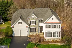 21379 Fairhunt Dr, Ashburn, VA 20148 - Photo 1