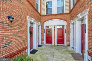 23290 Milltown Knoll Square, Ashburn, VA 20148 - Photo 3
