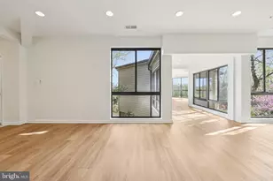 19400 Lansdowne Woods Blvd, Leesburg, VA 20176 - Photo 13