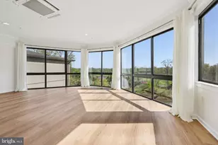 19400 Lansdowne Woods Blvd, Leesburg, VA 20176 - Photo 11