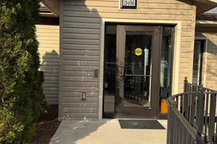 19400 Lansdowne Woods Blvd, Leesburg, VA 20176 - Photo 3