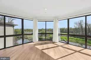 19400 Lansdowne Woods Blvd, Leesburg, VA 20176 - Photo 7