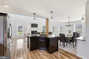 15615 Whispering Knoll Ct, Hillsboro, VA 20132 - Photo 7