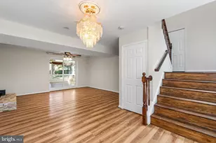 10217 McKean Ct, Great Falls, VA 22066 - Photo 27