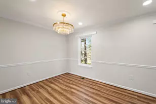 10217 McKean Ct, Great Falls, VA 22066 - Photo 11