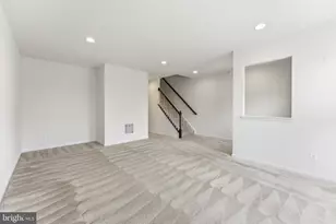 42396 Benfold Square, Brambleton, VA 20148 - Photo 9