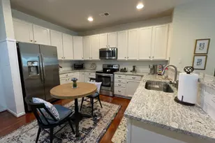 44351 Oakmont Manor Square, Ashburn, VA 20147 - Photo 5