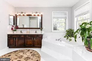 20855 Blythwood Ct, Ashburn, VA 20147 - Photo 35