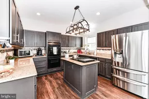 20855 Blythwood Ct, Ashburn, VA 20147 - Photo 7