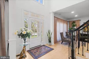 22579 Forest Manor Dr, Ashburn, VA 20148 - Photo 3