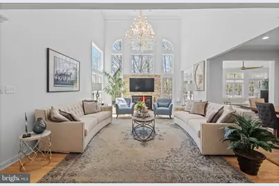 22579 Forest Manor Drive, Ashburn, VA 20148 - Photo 9