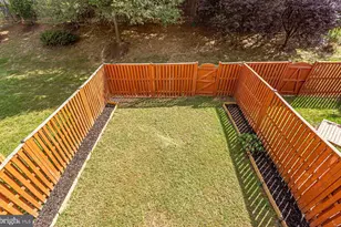 25242 Dunvegan Square, Chantilly, VA 20152 - Photo 35