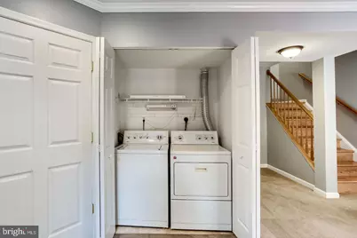 25242 Dunvegan Square, Chantilly, VA 20152 - Photo 31