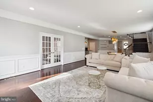 22778 Trailing Rose Ct, Brambleton, VA 20148 - Photo 7