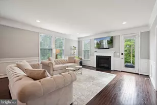 22778 Trailing Rose Ct, Brambleton, VA 20148 - Photo 5