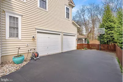 19130 Stream Crossing Court, Leesburg, VA 20176 - Photo 3
