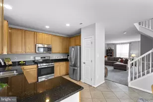 45426 Clarkes Crossing Square, Sterling, VA 20164 - Photo 15