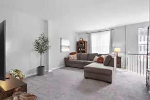 45426 Clarkes Crossing Square, Sterling, VA 20164 - Photo 9