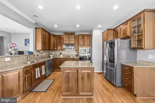 25409 Lisa Terrace, Aldie, VA 20105 - Photo 5