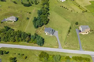 35490 Sunny Ridge Rd, Round Hill, VA 20141 - Photo 61