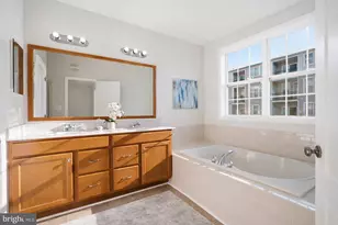 23485 Buckland Farm Terrace, Ashburn, VA 20148 - Photo 17