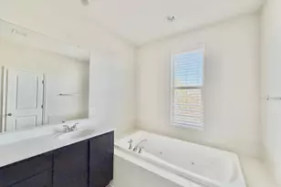 23400 Evening Primrose Square, Brambleton, VA 20148 - Photo 21