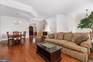 21050 Roaming Shores Terrace, Ashburn, VA 20147 - Photo 7