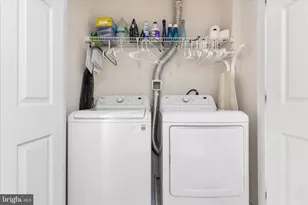 21050 Roaming Shores Terrace, Ashburn, VA 20147 - Photo 23