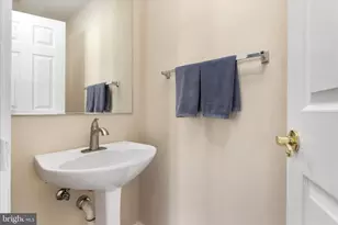 21050 Roaming Shores Terrace, Ashburn, VA 20147 - Photo 35