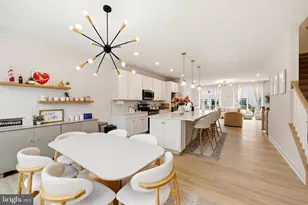 22810 Tawny Pne Sq, Ashburn, VA 20148 - Photo 17