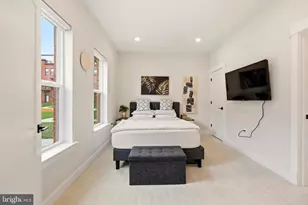 22810 Tawny Pne Sq, Ashburn, VA 20148 - Photo 7