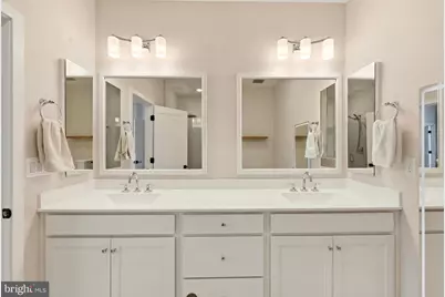 22810 Tawny Pine Square, Ashburn, VA 20148 - Photo 41