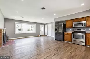 45448 Mallard St, Sterling, VA 20165 - Photo 5