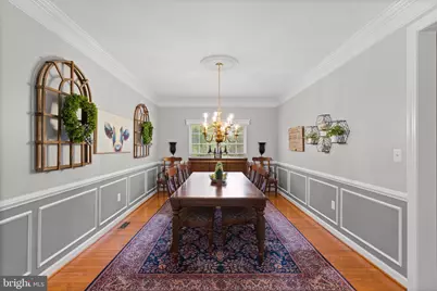 25758 S Village Drive, Chantilly, VA 20152 - Photo 11