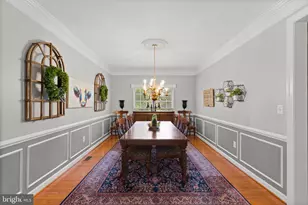 25758 S Village Dr, Chantilly, VA 20152 - Photo 11
