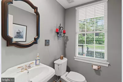 25758 S Village Drive, Chantilly, VA 20152 - Photo 21